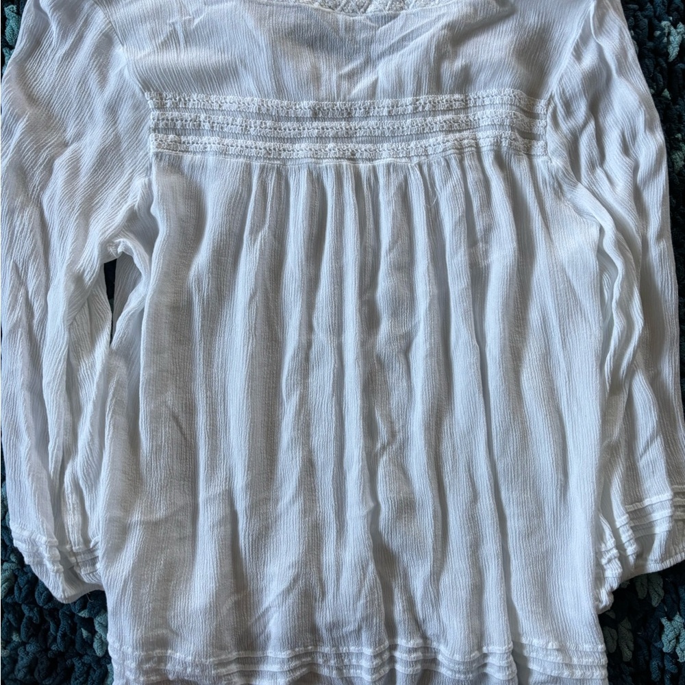Solitaire White Smocked Tie Front Blouse - Picture 4 of 6